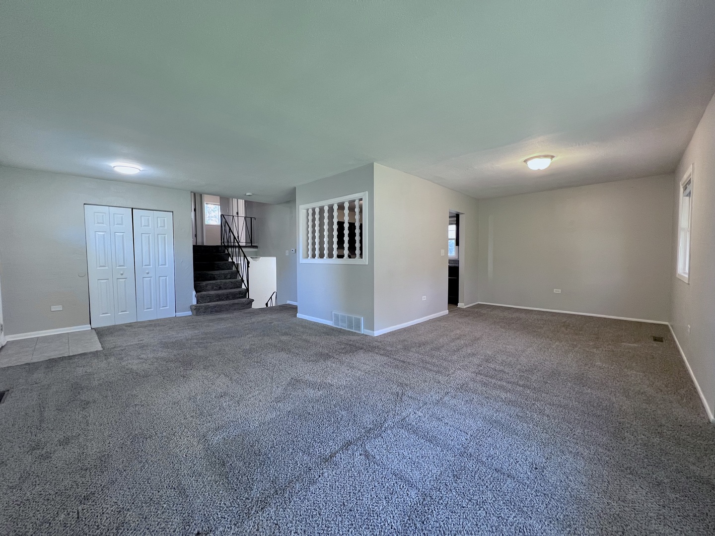 532 Landau Road University Park, IL 60484 - Photo 4 of 16 Gallery Image 4