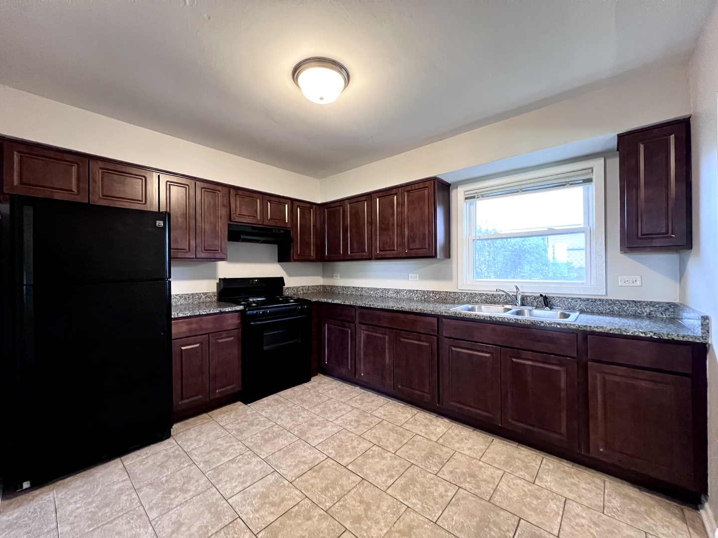 532 Landau Road University Park, IL 60484 - Photo 5 of 16 Gallery Image 5