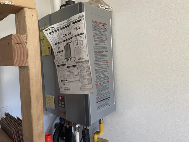 a view of washer and dryer