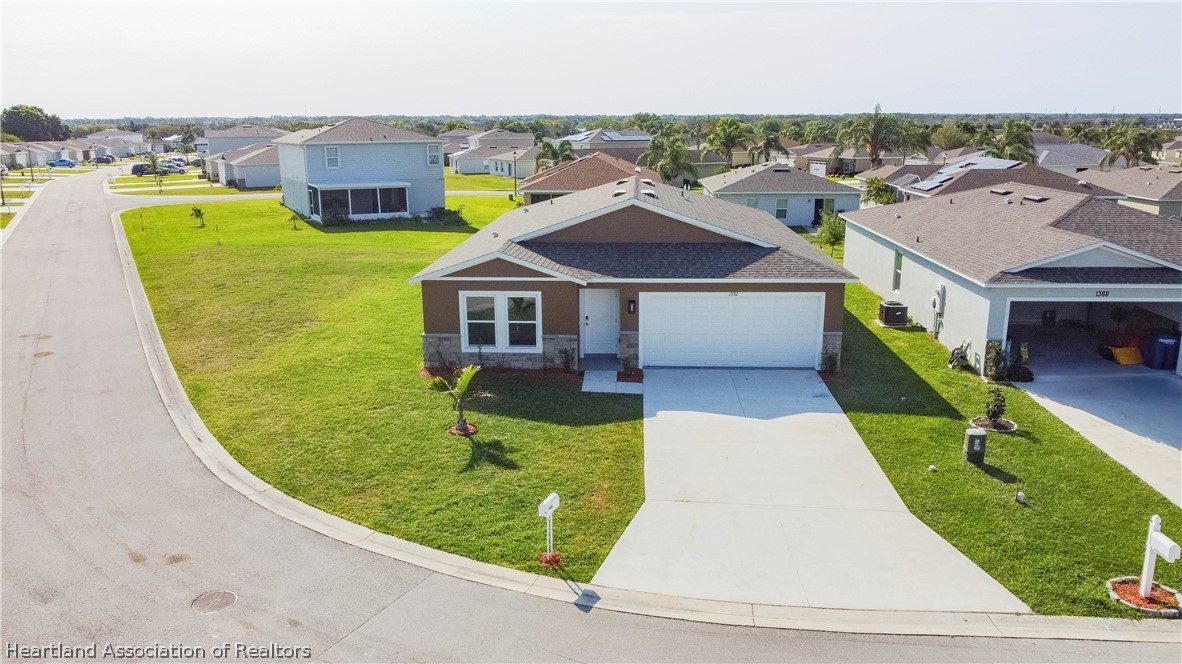 1392 Stone Ridge Circle Sebring, FL 33870 - Photo 27 of 35