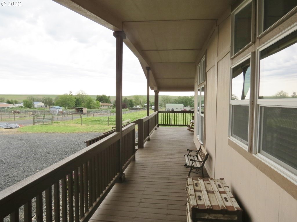 45788 Gopher Flats Pendleton, OR 97801 - Photo 4 of 28