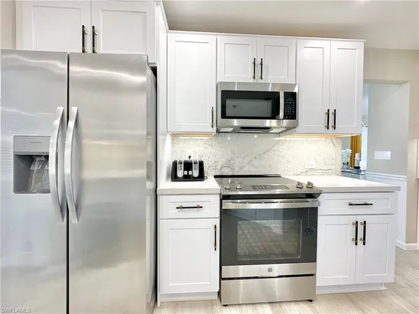 $6,000 | 3639 Kent Drive, Naples, FL 34112