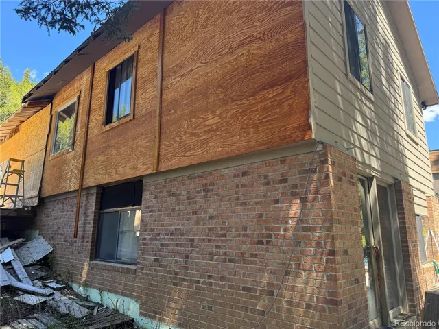 a brick building with a window