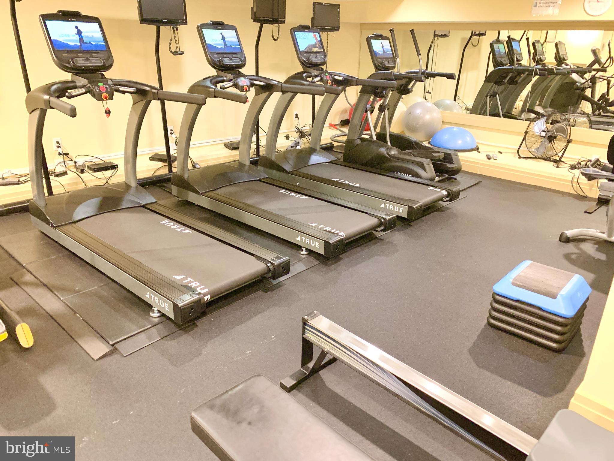 915 E Street Northwest, Unit 405 Washington, DC 20004 - Photo 28 of 31