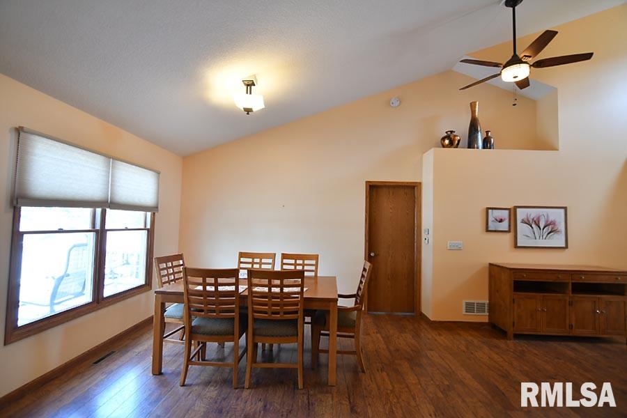 12815 78th Avenue West Taylor Ridge, IL 61284 - Photo 5 of 26 Gallery Image 5
