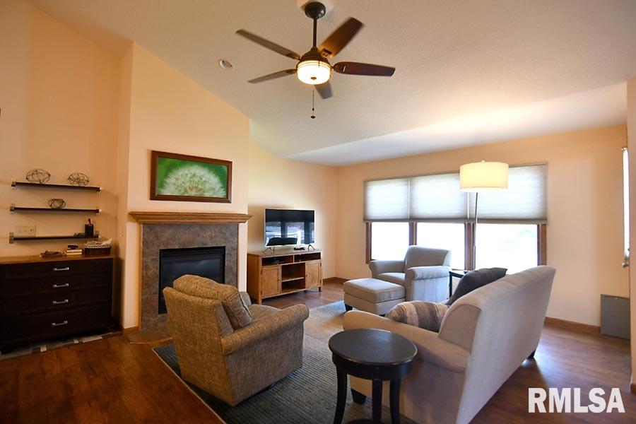 12815 78th Avenue West Taylor Ridge, IL 61284 - Photo 6 of 26 Gallery Image 6