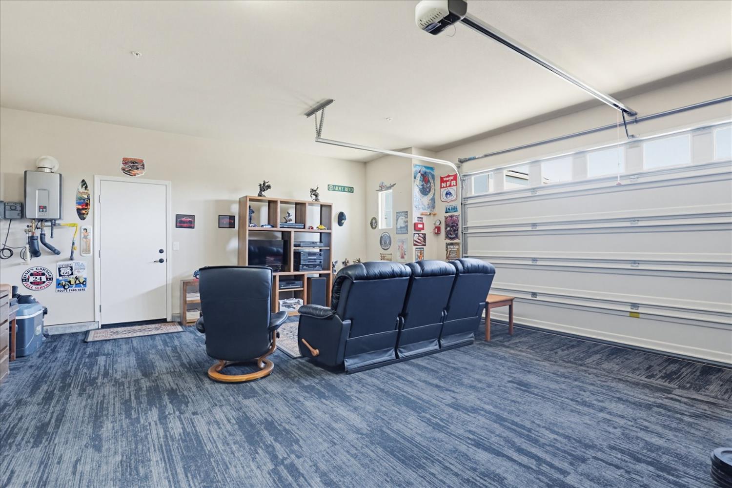 21456 Rucker Court Grass Valley, CA 95949 - Photo 46 of 74 a living room with furniture