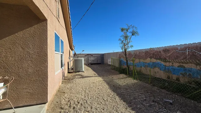 a view of house with a street
