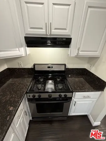 $1,395 | 334 North Heliotrope Drive, Unit 309, Los Angeles, CA 90004