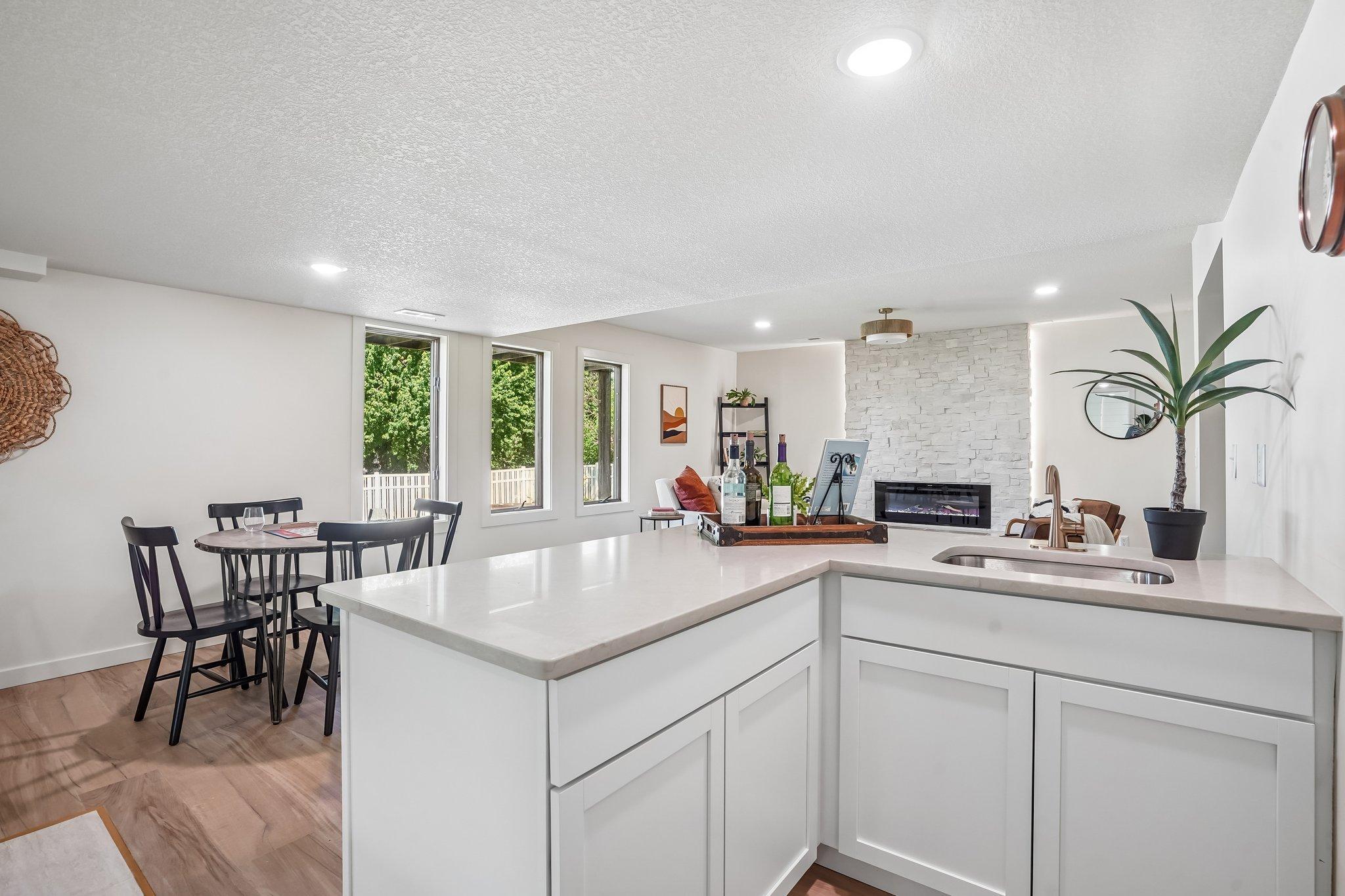 425 Crestview Drive South Maplewood, MN 55119 - Photo 37 of 82