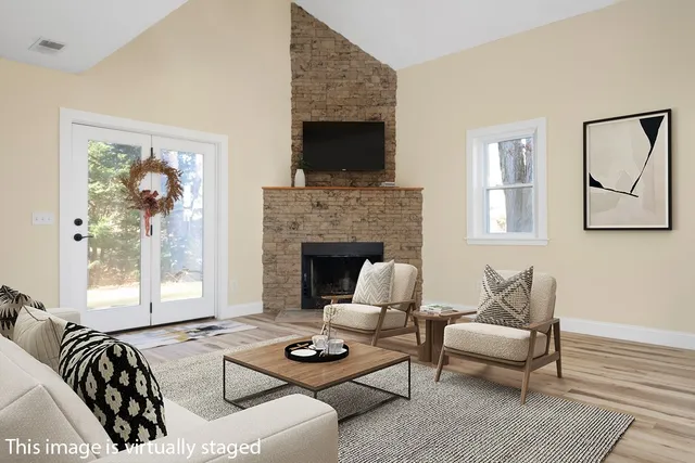 $625,000 | 8 Seawinds Terrace, Westerly, RI 02891