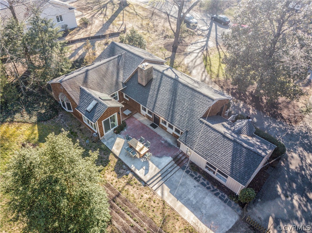 3921 Wakefield Road Richmond, VA 23235 - Photo 5 of 50 a view of a house with a yard