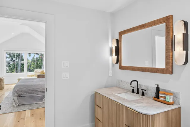 $15,000 | 8 Bridge Street, East Falmouth, MA 02536