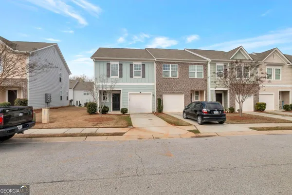 $1,750 | 11973 Fuller Street, Hampton, GA 30228