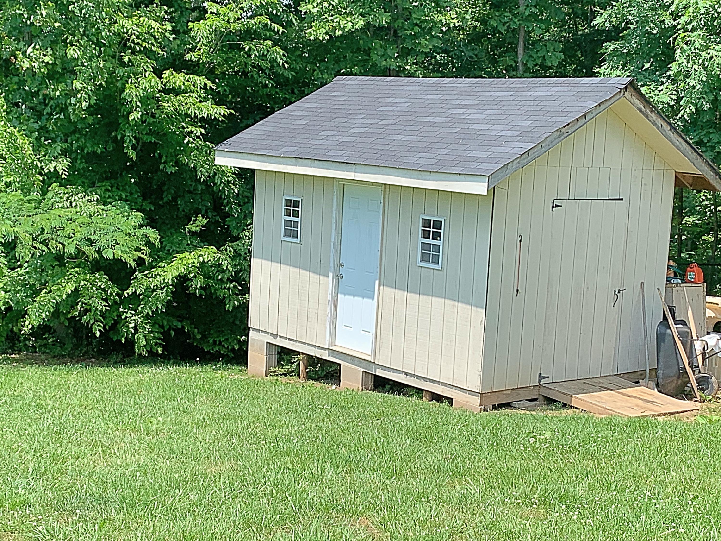 801 Ledbetter Road Rocky Mount, VA 24151 - Photo 7 of 17 IMG-1115