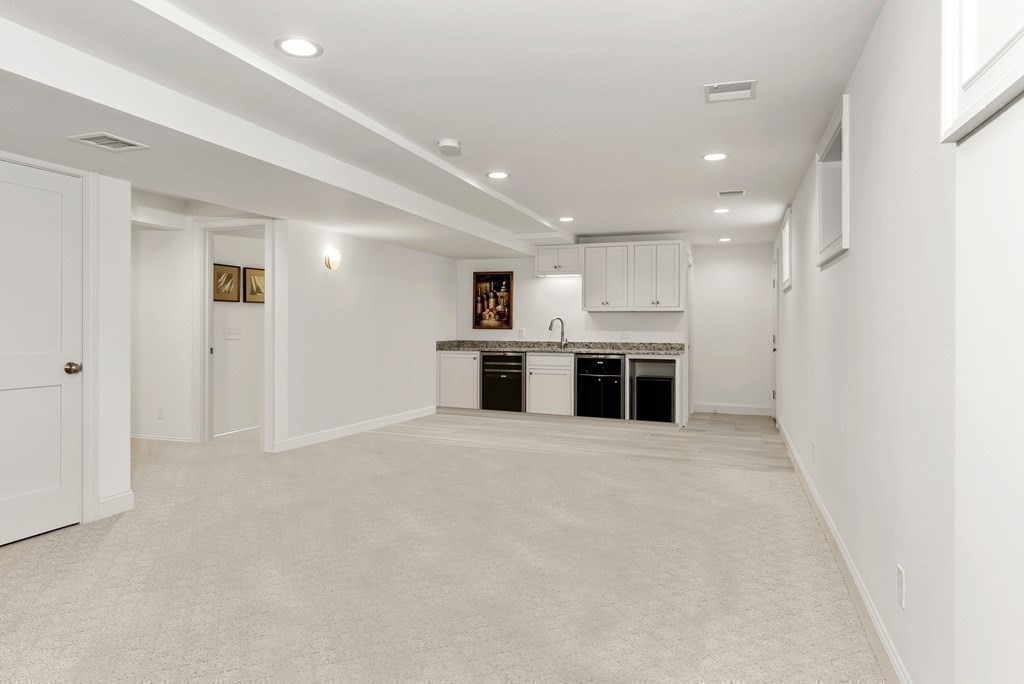 68 Rolling Lane Weston, MA 02493 - Photo 25 of 29