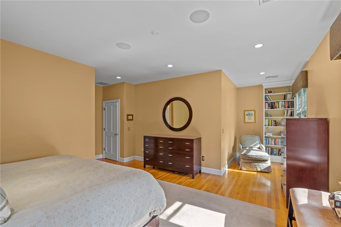 1249 S Road East Greenwich, RI 02818 - Photo 19 of 41 Gallery Image 19