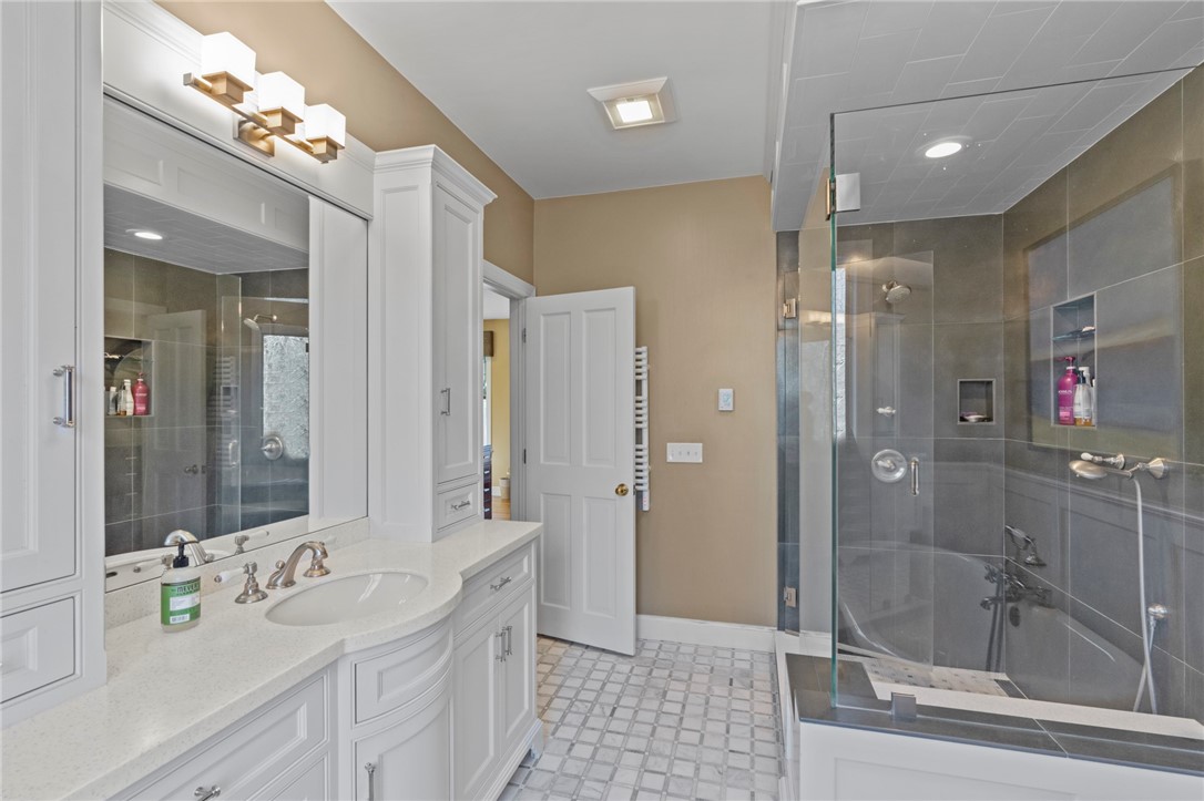 1249 S Road East Greenwich, RI 02818 - Photo 24 of 41 Gallery Image 24