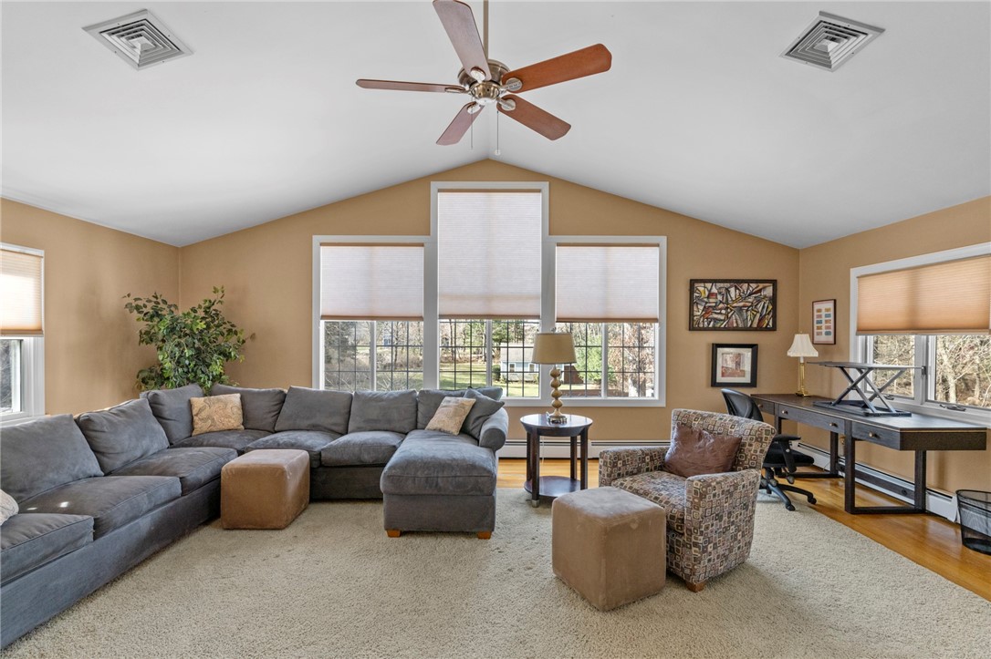1249 S Road East Greenwich, RI 02818 - Photo 29 of 41 Bonus Room