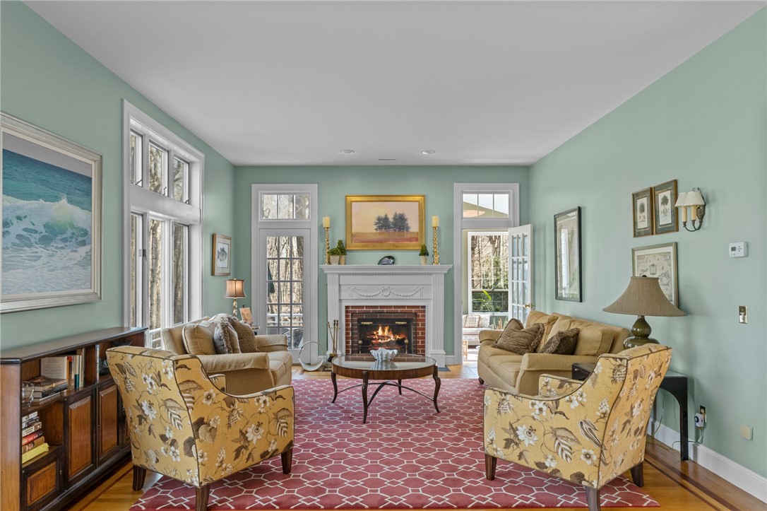 1249 S Road East Greenwich, RI 02818 - Photo 5 of 41 Gallery Image 5