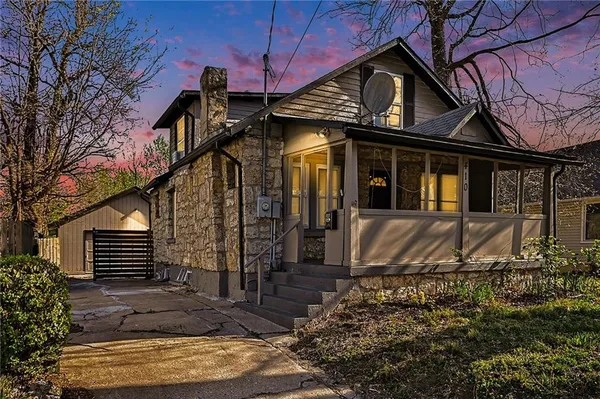 $200,000 | 410 East Kansas Avenue, Independence, MO 64050