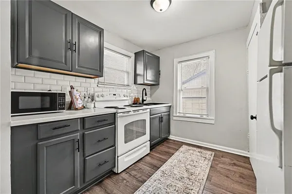 $200,000 | 410 East Kansas Avenue, Independence, MO 64050