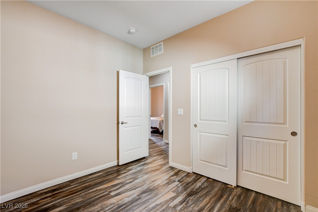 964 Cutter Street Henderson, NV 89011 - Photo 38 of 52 Guest bedroom 2