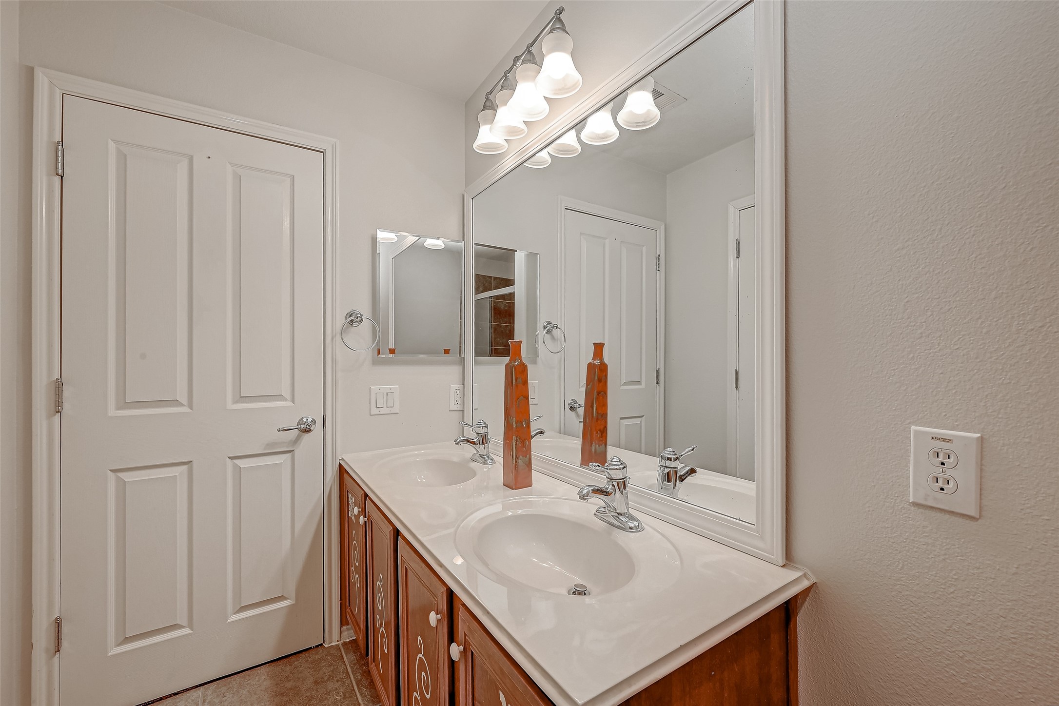 13600 Breton Ridge Street, Unit 32C Houston, TX 77070 - Photo 41 of 44