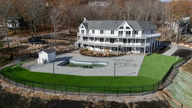 $1,750,000 | 24 North Ledge Road, Bartlett, NH 03838