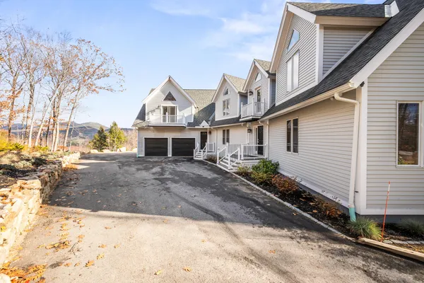 $1,390,000 | 24 North Ledge Road, Bartlett, NH 03838