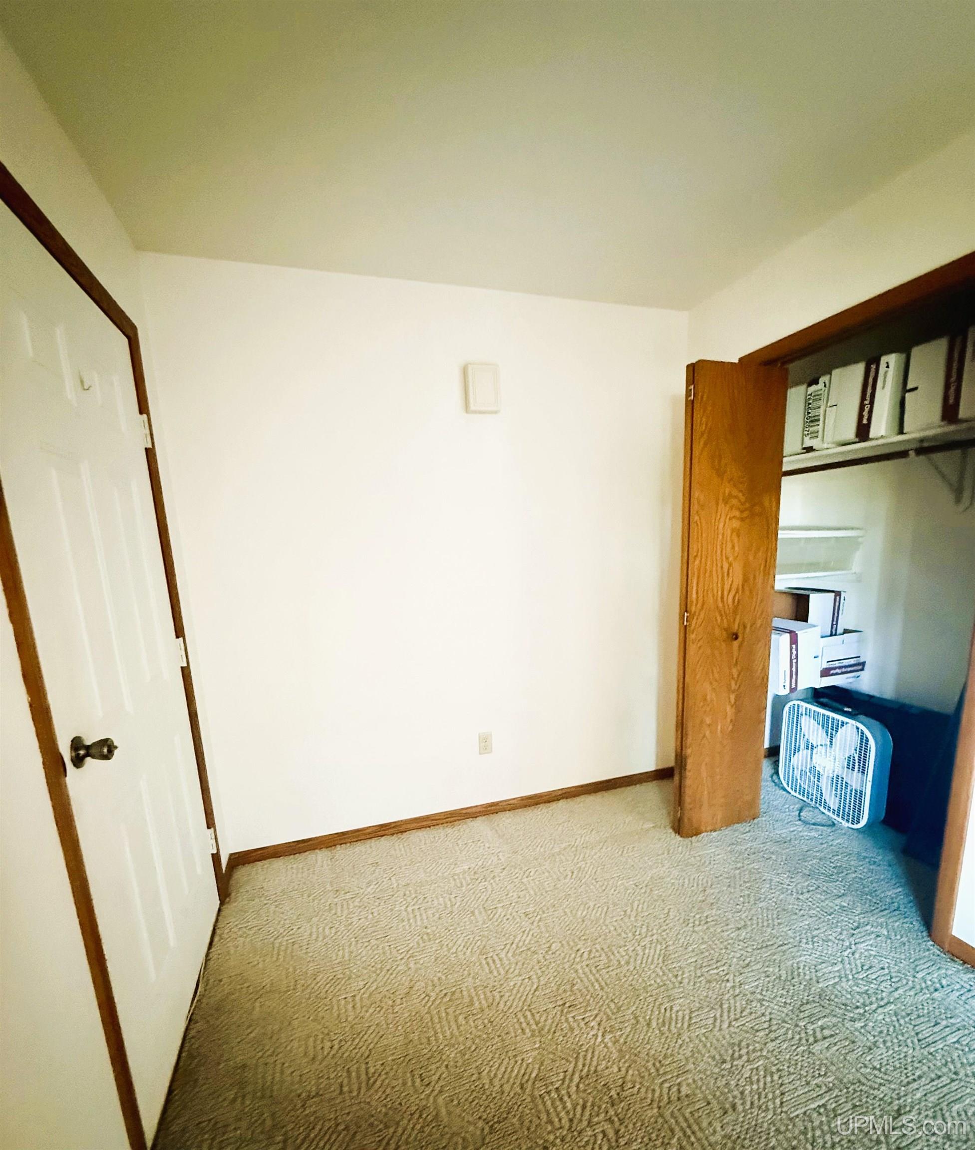 1828 County Rd B Niagara, WI 54151 - Photo 7 of 28 Gallery Image 7