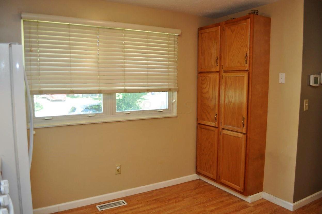 1901 Brookfield Road Columbus, OH 43229 - Photo 10 of 39 Gallery Image 10