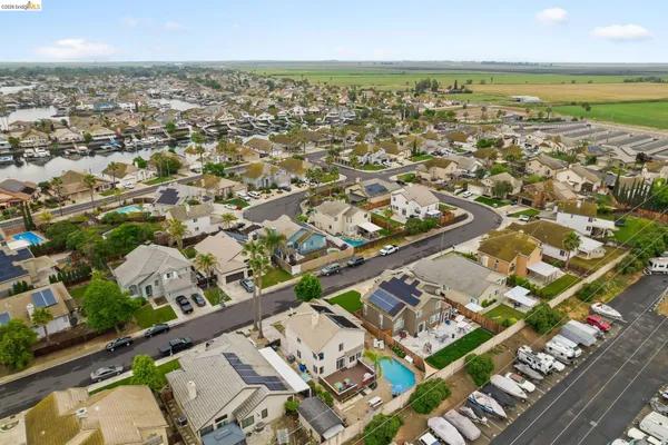 $719,000 | 2218 Newport Court, Discovery Bay, CA 94505