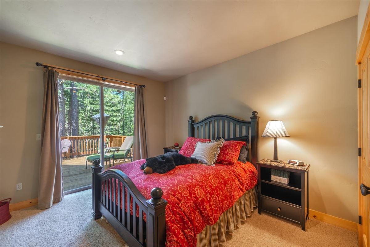14522 Tyrol Road Truckee, CA 96161 - Photo 12 of 20 Gallery Image 12