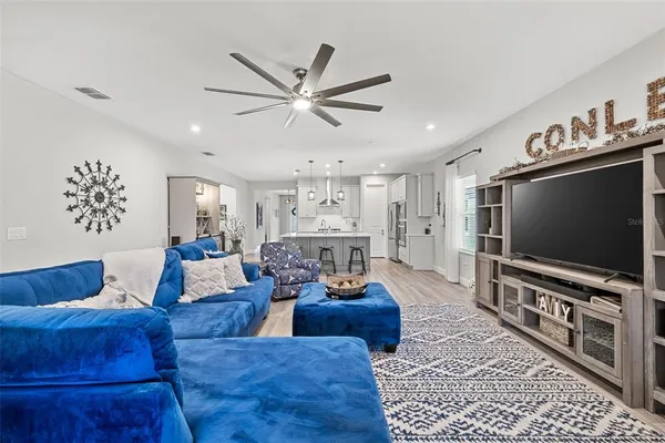 $514,900 | 5540 Del Coronado Drive, Apollo Beach, FL 33572