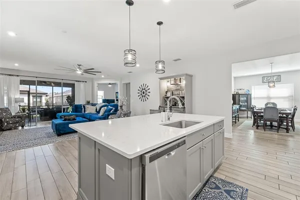 $514,900 | 5540 Del Coronado Drive, Apollo Beach, FL 33572