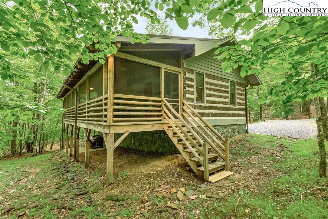 129 Old Orchard Road Todd, NC 28684 - Photo 5 of 45 Gallery Image 5