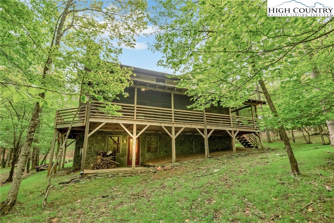 129 Old Orchard Road Todd, NC 28684 - Photo 6 of 45 Gallery Image 6