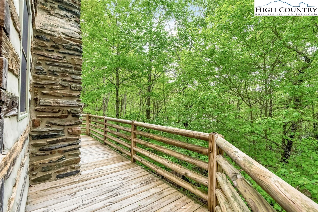 129 Old Orchard Road Todd, NC 28684 - Photo 9 of 45 Gallery Image 9
