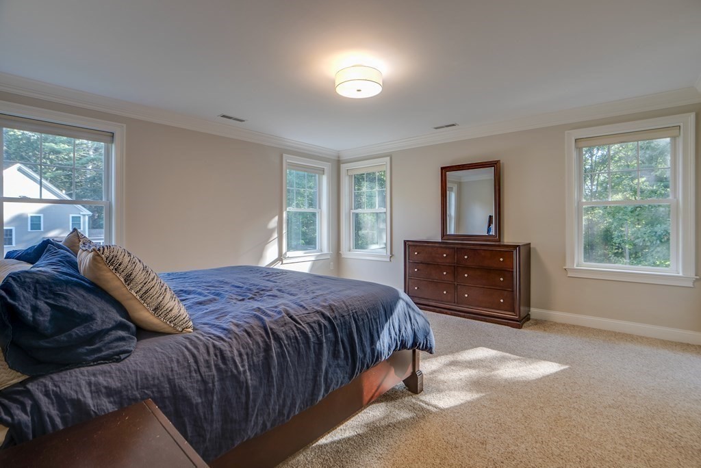 226 Carlisle Road Bedford, MA 01730 - Photo 13 of 34 Gallery Image 13