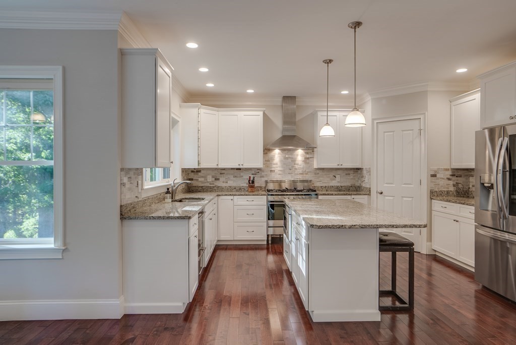 226 Carlisle Road Bedford, MA 01730 - Photo 2 of 34 Gallery Image 2