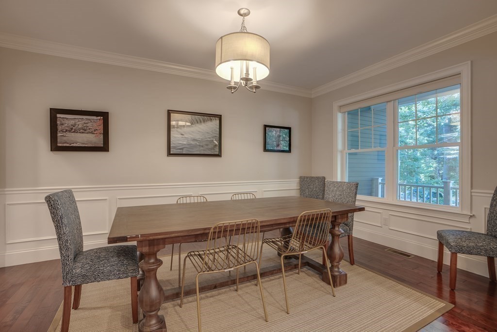 226 Carlisle Road Bedford, MA 01730 - Photo 6 of 34 Gallery Image 6