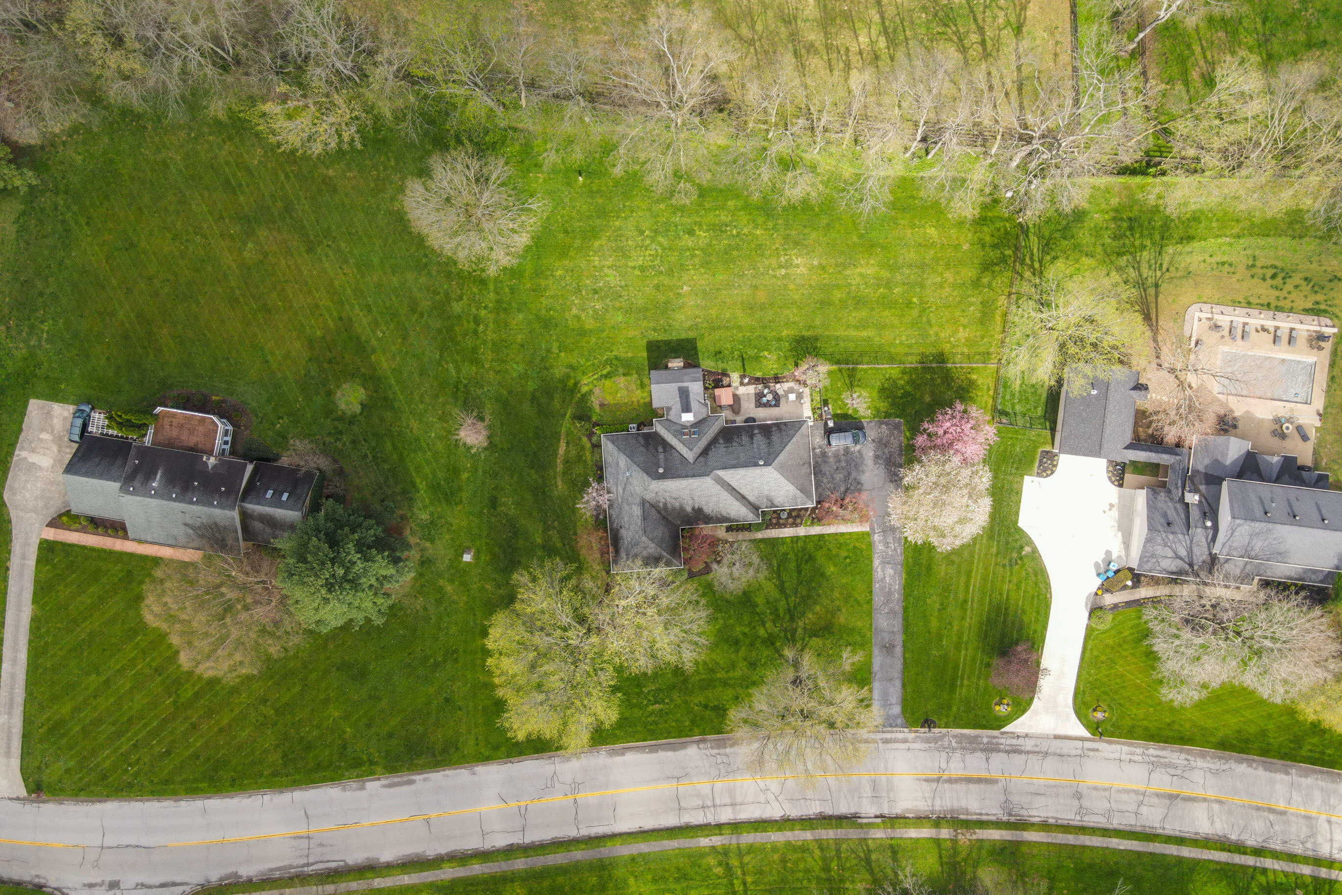 2267 Bahama Road Lexington, KY 40509 - Photo 48 of 53 20220414-2267-Bahama-Rd-moore-drone-real