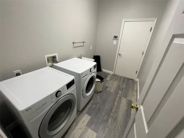 $2,475 | 3023 Bent Tree Loop, Round Rock, TX 78681