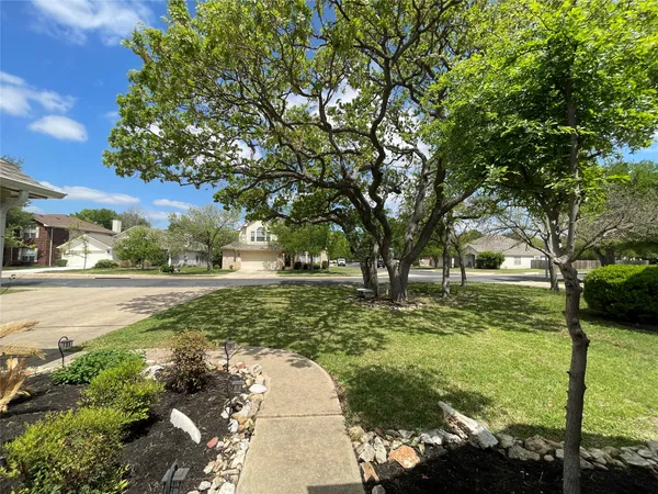 $2,475 | 3023 Bent Tree Loop, Round Rock, TX 78681