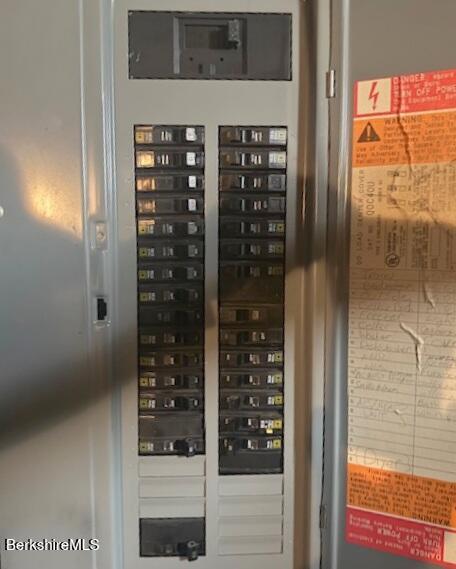 100 North Hoosac Road Williamstown, MA 01267 - Photo 19 of 25 a close view of walk in closet