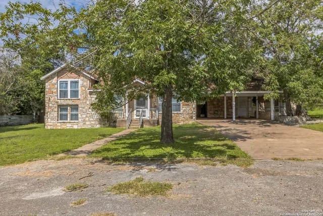 $332,500 | 505 Main, Ingram, TX 78025