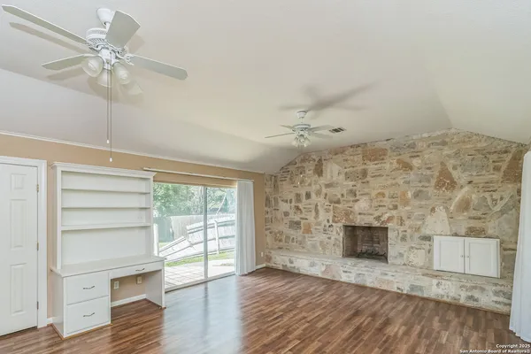 $315,000 | 505 Main, Ingram, TX 78025