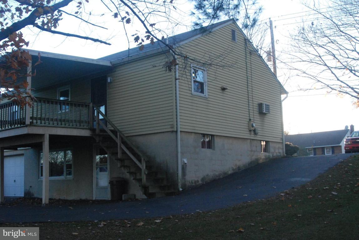 225 Colebrook Road Elizabethtown, PA 17022 - Photo 15 of 19 Gallery Image 15