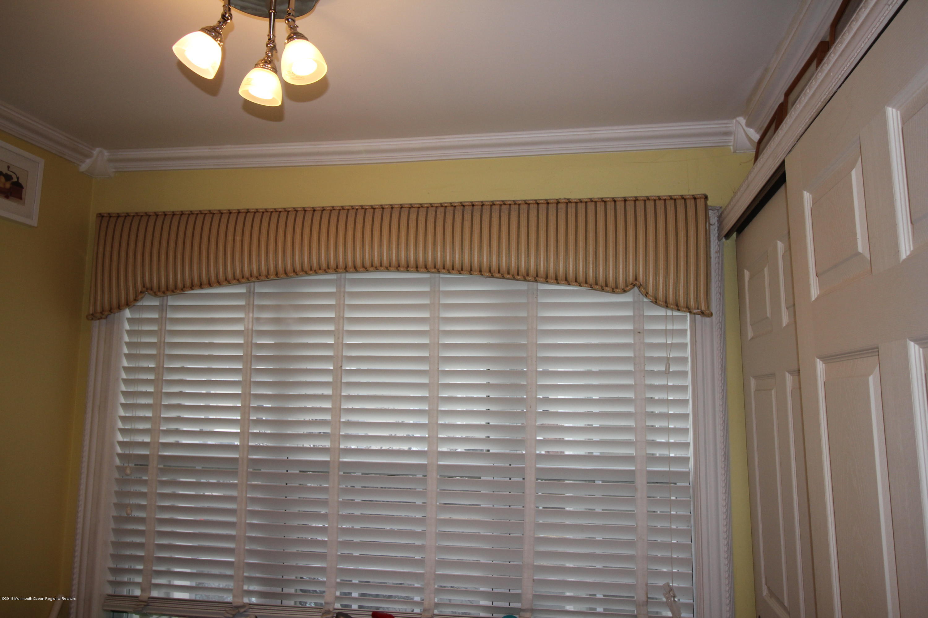 2007 Ridgeview Court, Unit 2007 Parlin, NJ 08859 - Photo 6 of 21 a view of a small space